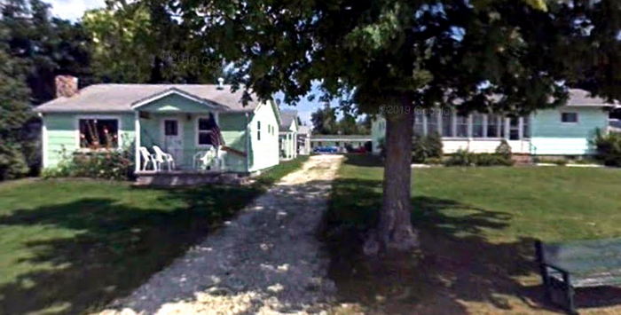 Lakeview Motel & Cottages (Wilsons Motel and Cottages) - Web Listing (newer photo)